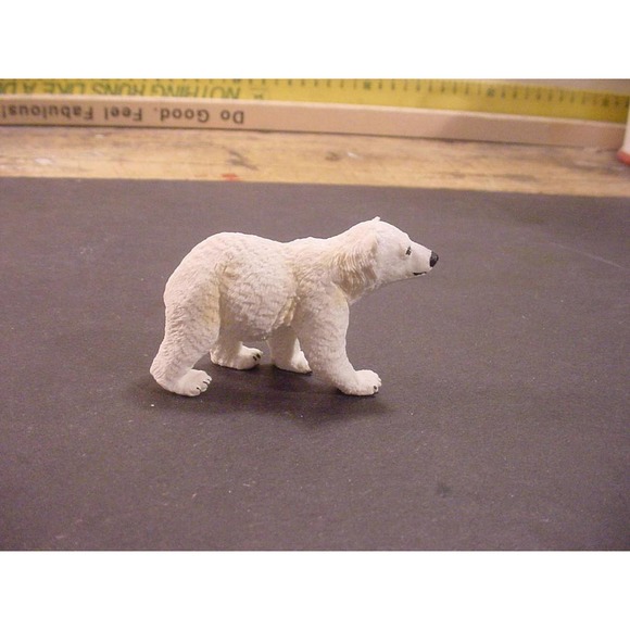 POLAR BEAR BABY 2003 Safari LTD Realistic Toy Animal Figures - Picture 1 of 4